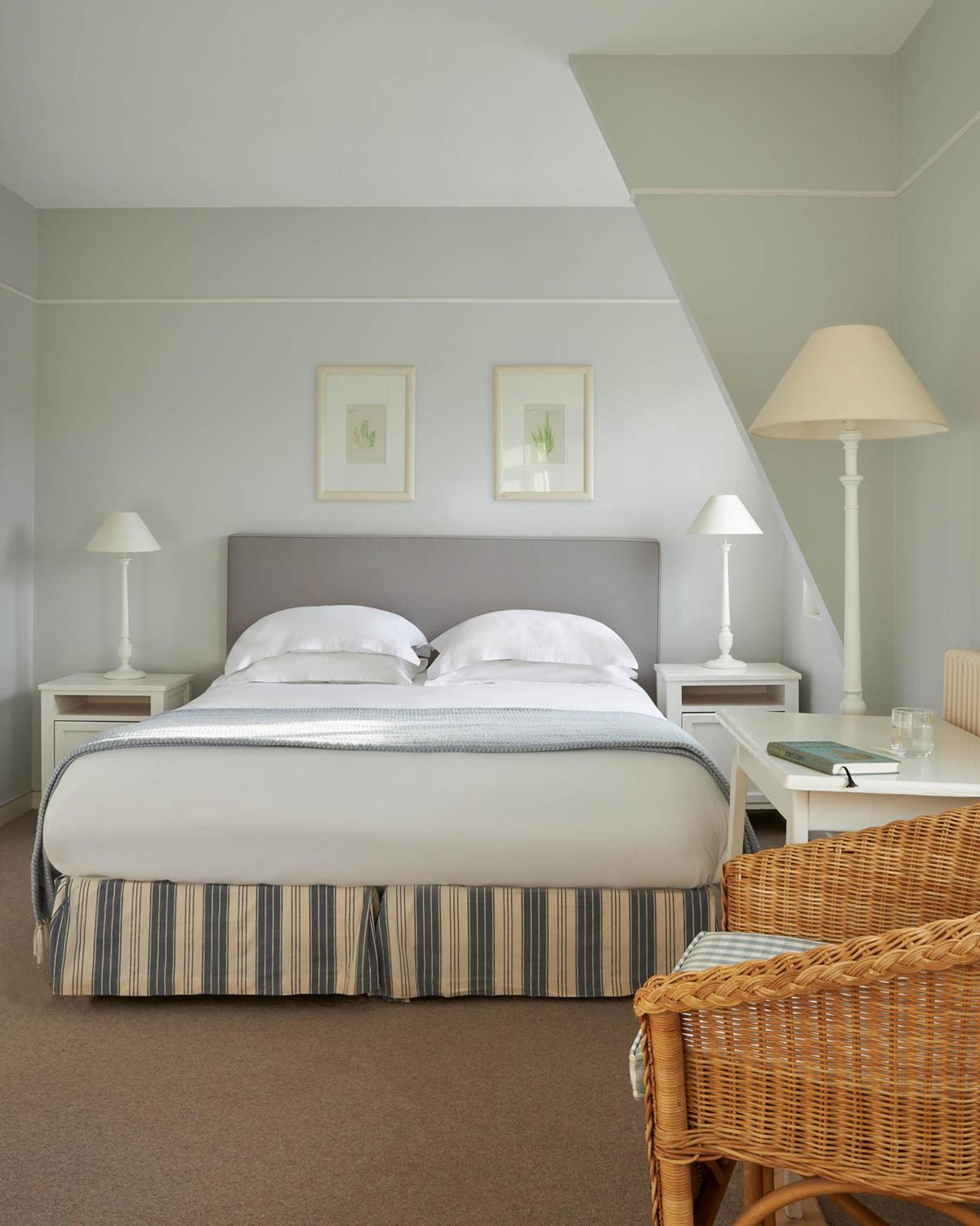 Le Grand Hotel Des Bains & Spa - Bretagne Locquirec Ngoại thất bức ảnh