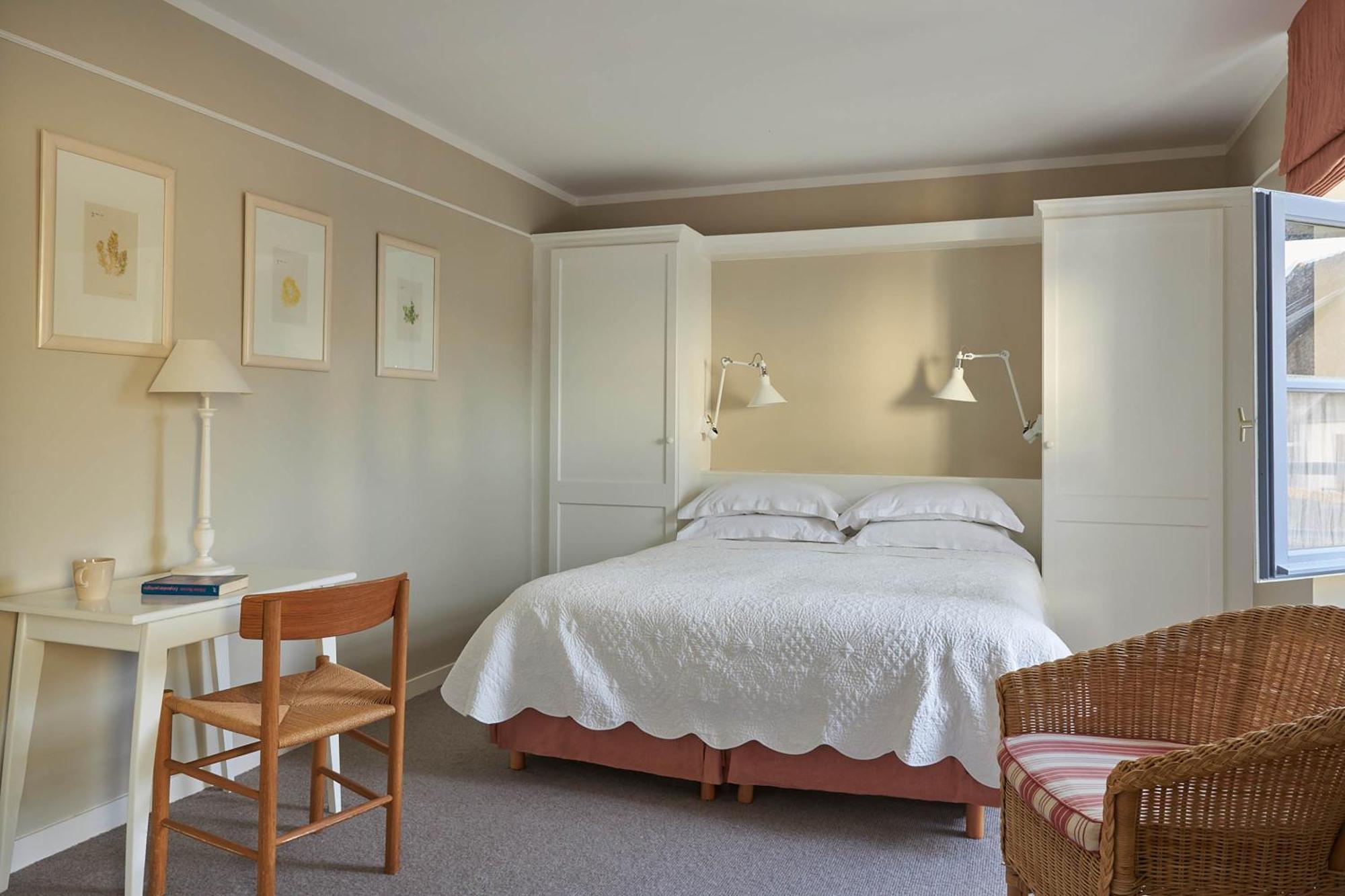 Le Grand Hotel Des Bains & Spa - Bretagne Locquirec Ngoại thất bức ảnh