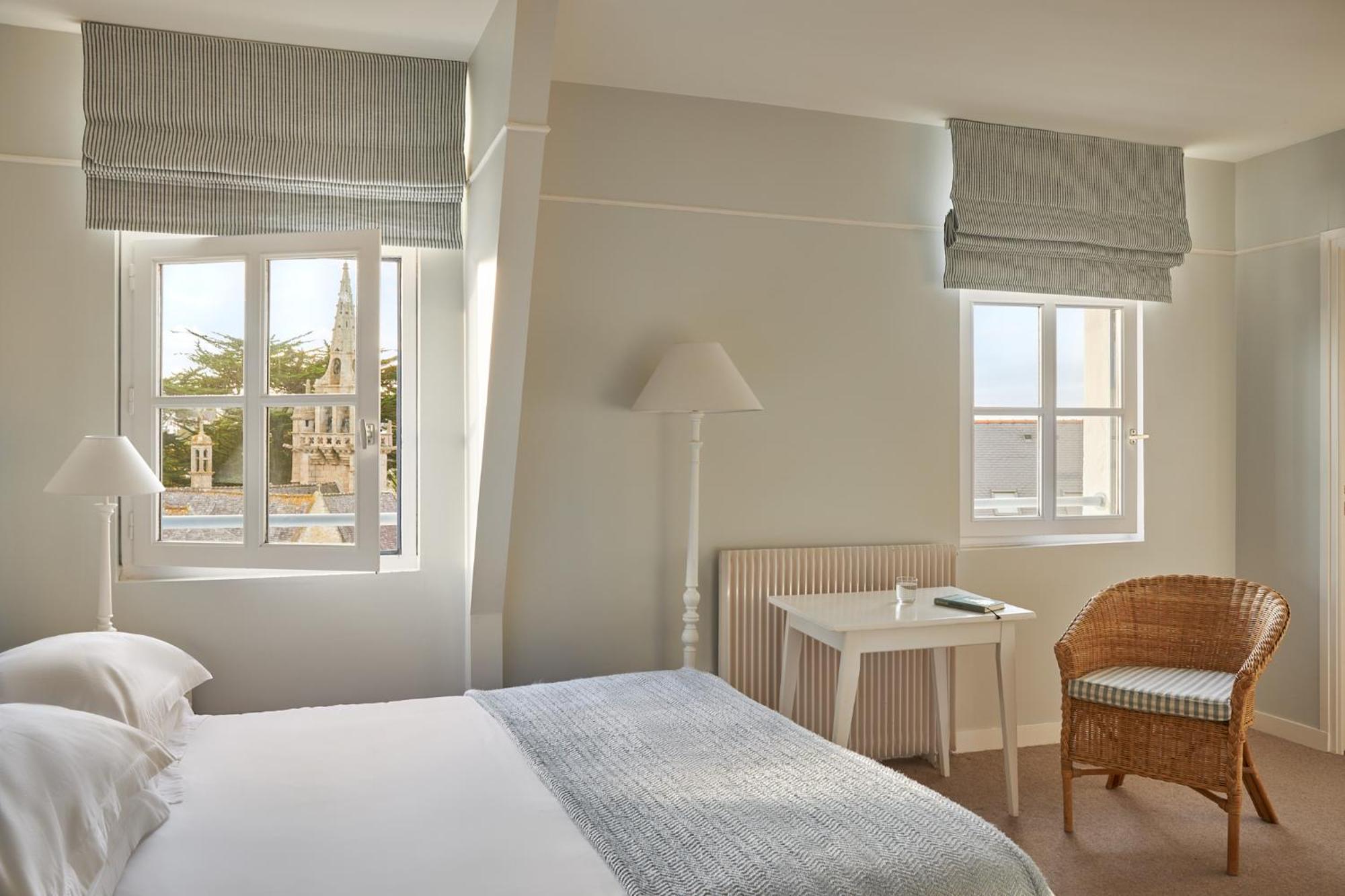 Le Grand Hotel Des Bains & Spa - Bretagne Locquirec Ngoại thất bức ảnh