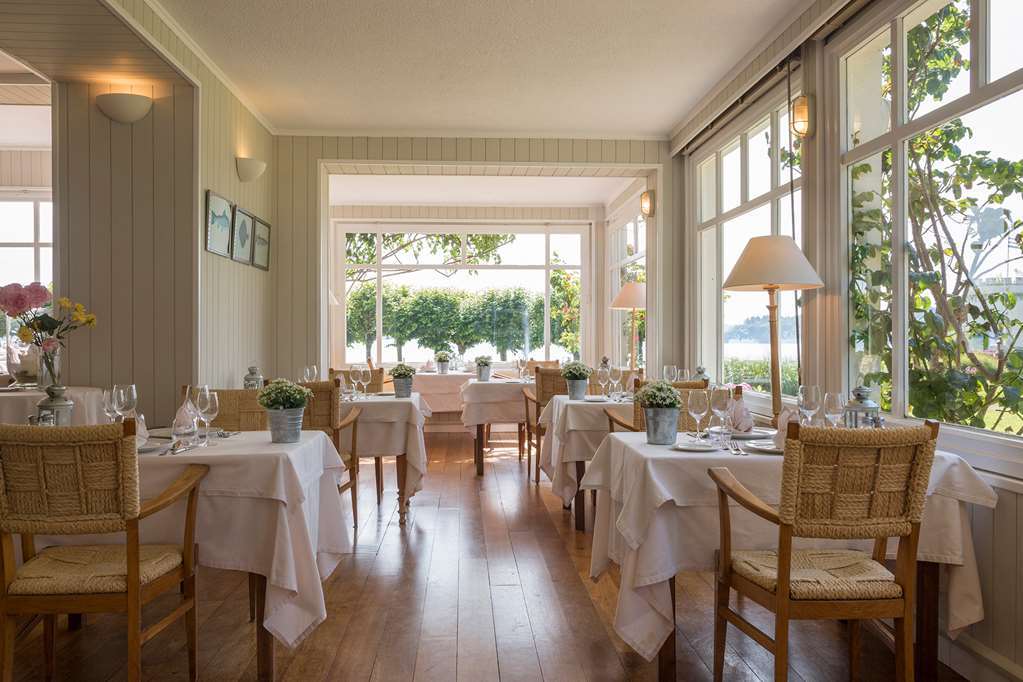 Le Grand Hotel Des Bains & Spa - Bretagne Locquirec Nhà hàng bức ảnh
